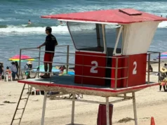 Refuerzan presencia de salvavidas y paramédicos en playas de Ensenada