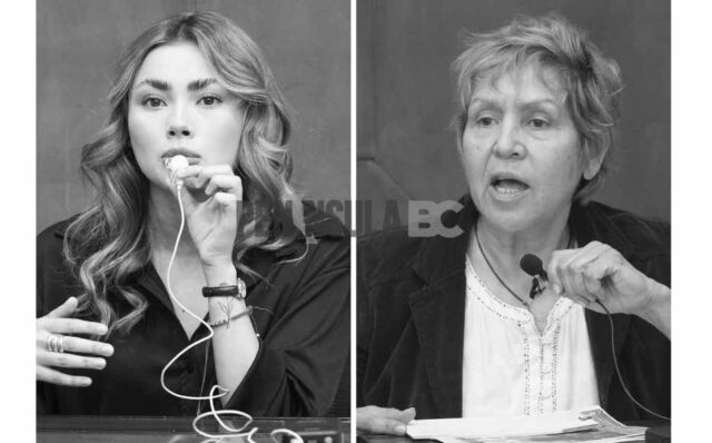 2 funcionarias