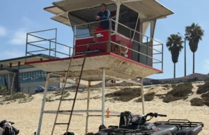 Salvavidas auxilian a cinco personas atrapadas en corrientes de retorno en playas de Ensenada