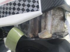 Sorprenden a joven intentando cruzar fentanilo en una motocicleta en garita de San Ysidro