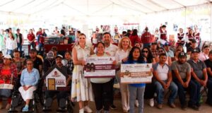 Facilita Marina del Pilar electrificación, apoyos y más oportunidades para familias de San Quintín