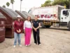 Entrega Claudia Agatón contenedores en unidades deportivas de Ensenada