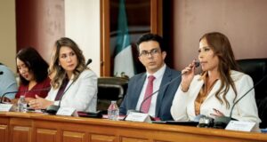 Entrega Claudia Agatón Segundo Informe de Gobierno al Cabildo de Ensenada