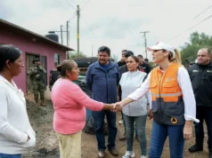 Recorre Marina del Pilar zonas afectadas por lluvias en el sur de Ensenada