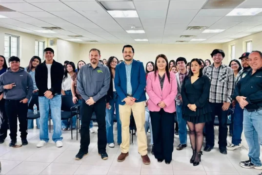 Conmemoran el Día del Administrador en la FINSQ