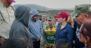 Establecen gobierno de México y BC ruta de atención con asambleas para familias afectadas por lluvias