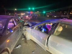 Joven ebrio impacta patrulla y vehículo durante filtro de alcoholimetría en San Quintín